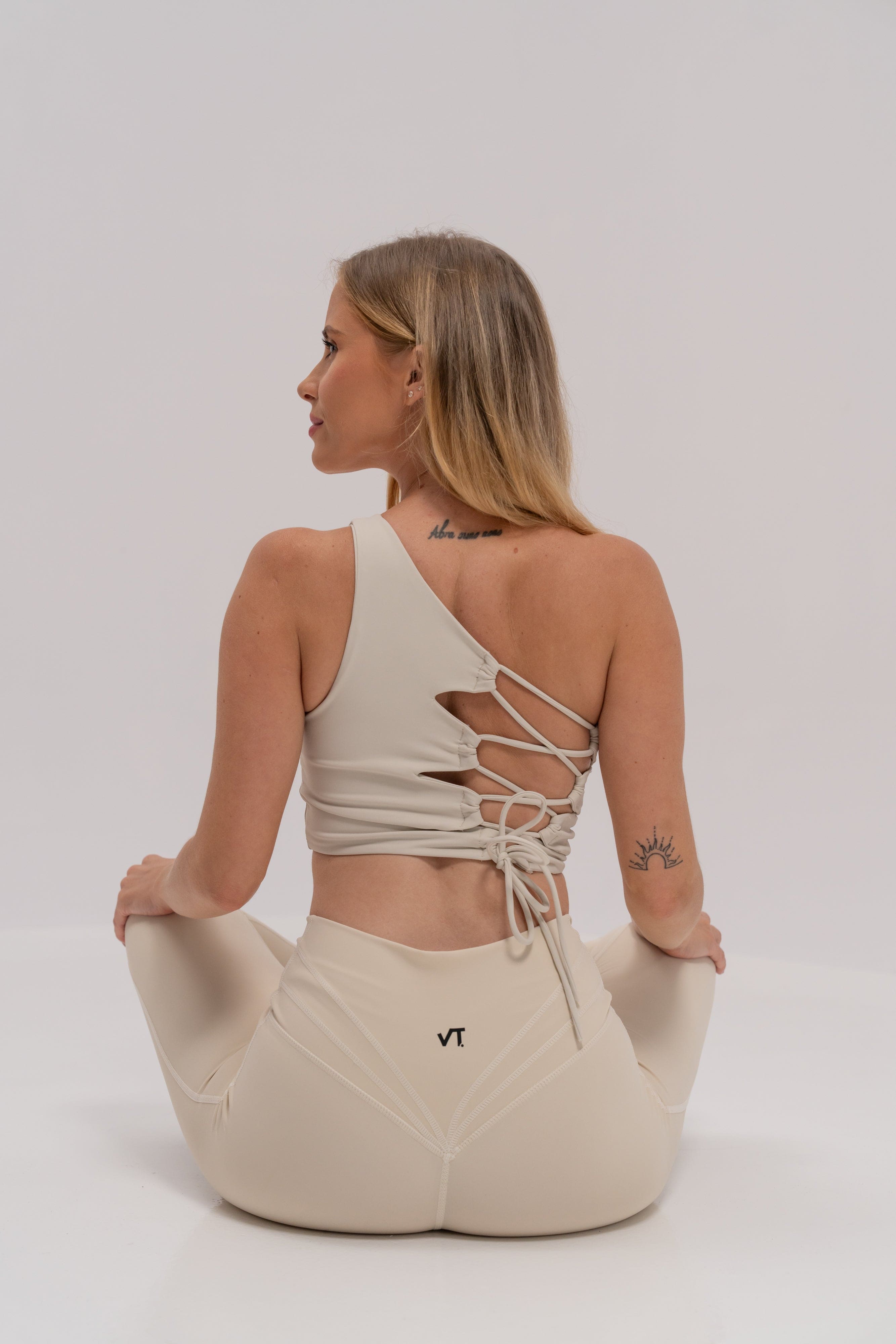 Sandstone Sculpt 2 Piece Set with Chic Top & V shape Leggings