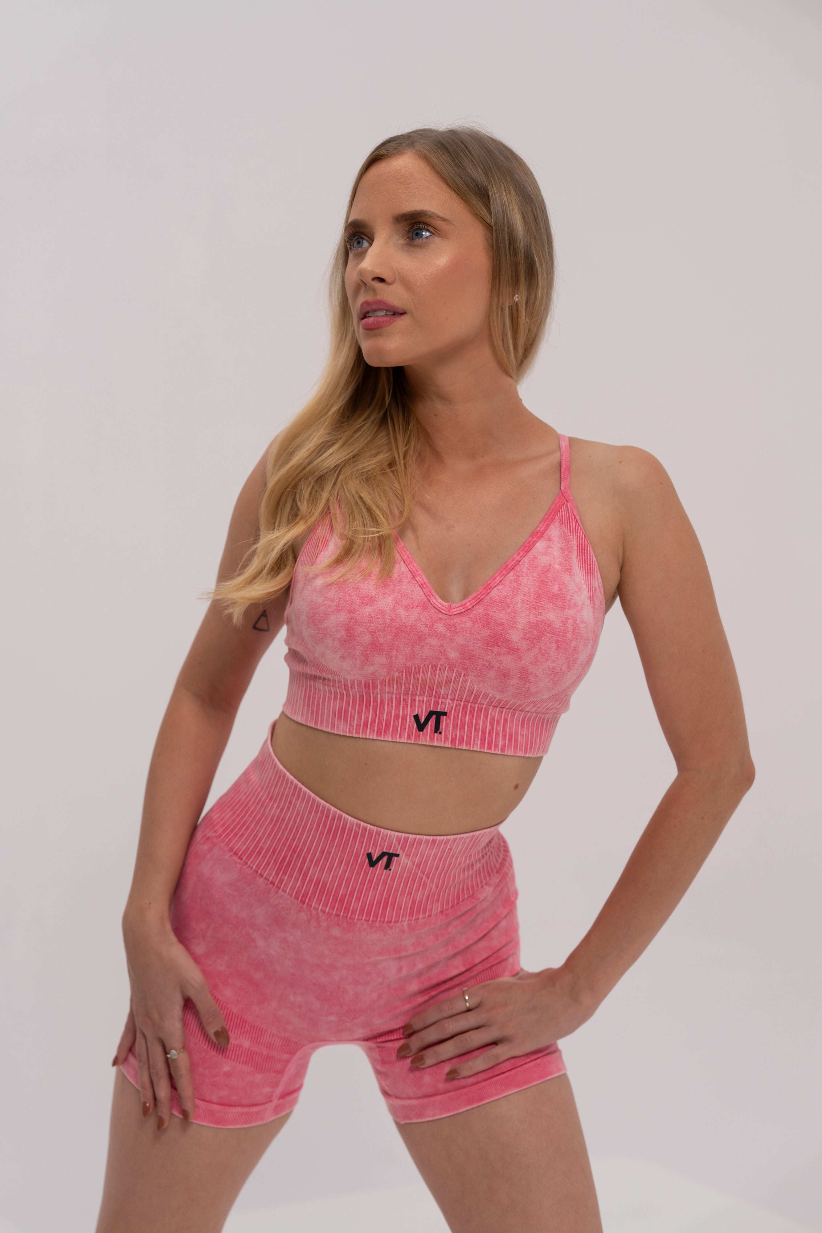Rose Seamless Set with Push Up Top and High Waist Supportive Shorts