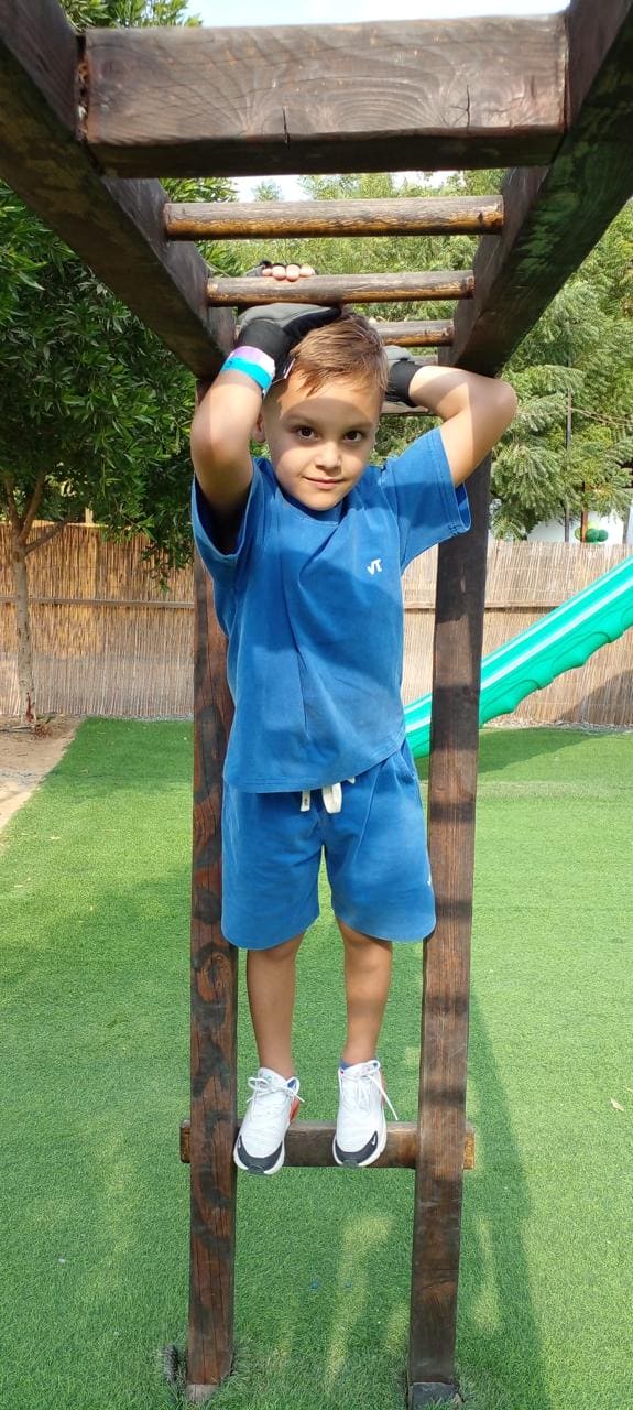 Oversized Cotton T-Shirt and Shorts for Boys