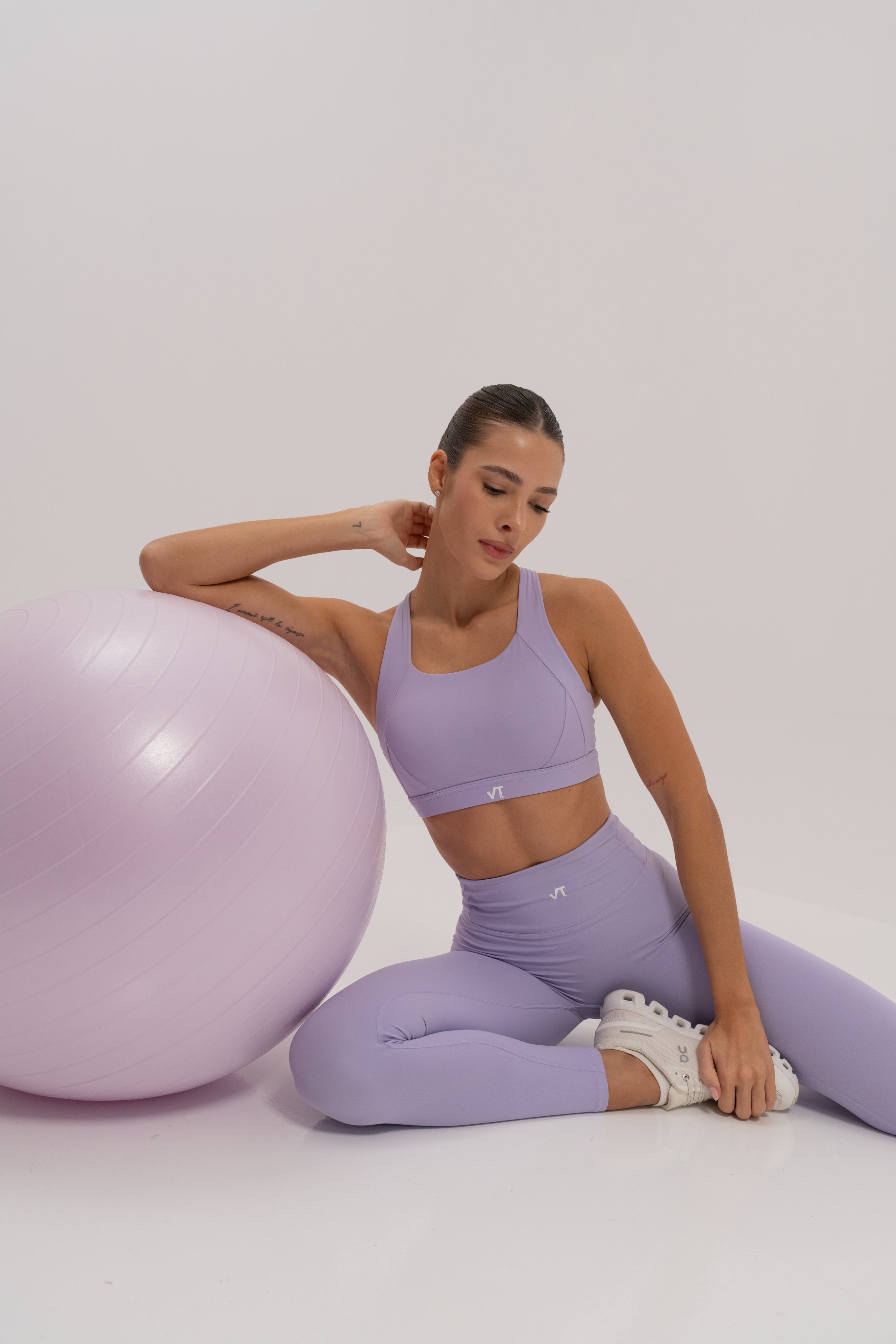 Lavender Aura 3 Piece Yoga Set with Top, Leggings and Shorts – VT